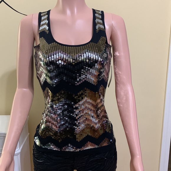 🔥a.n.a A New Approach Sequin Tank Top🔥 - Picture 1 of 2